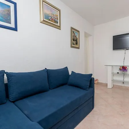 In Okrug Gornji Mit Grosser Terrasse By Interhome Apartman *